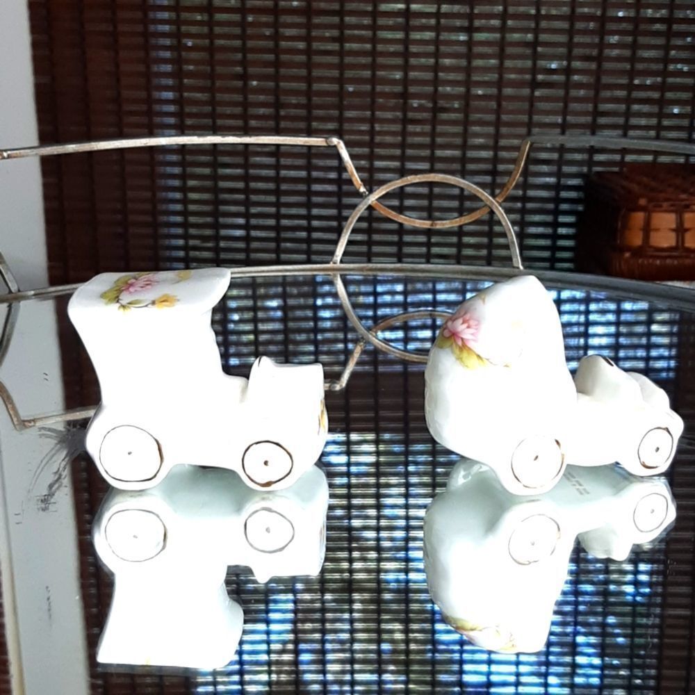 VINTAGE  Hand‎ Painted Roses  Ceramic  Cars 2